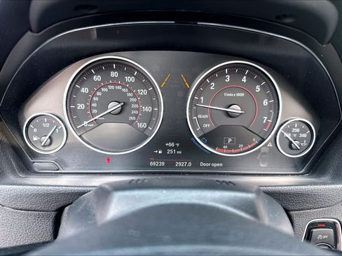 Used 2016 BMW 428i Convertible RWD image 15
