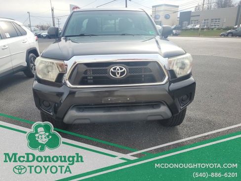 Used 2015 Toyota Tacoma 4x4 Access Cab image 3