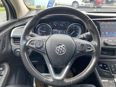 Used 2017 Buick Envision Essence FWD image 5