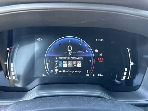 Used 2026 Toyota Corolla SE image 25