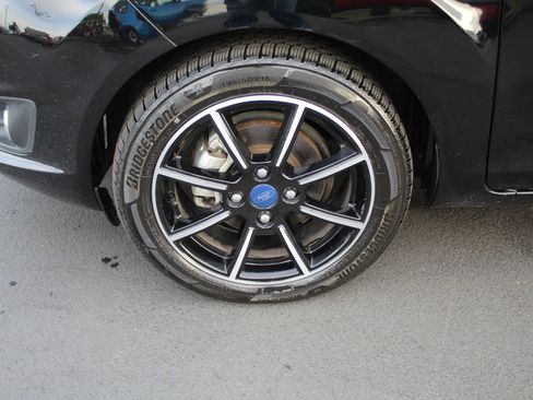 Used 2017 Ford Fiesta SE w/ Equipment Group 201A image 12