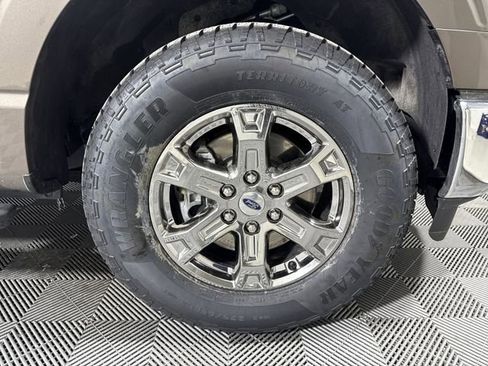 Used 2022 Ford F150 XLT w/ Equipment Group 302A High image 10