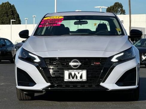 New 2025 Nissan Altima 2.5 SR w/ SR Premium Package image 9