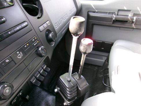 Used 2015 Ford F350 XL w/ Power Equipment Group image 20