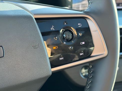 Certified 2025 Nissan Murano SL image 20