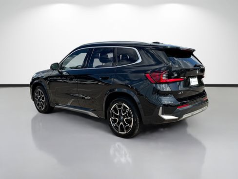 Used 2025 BMW X1 xDrive28i w/ Convenience Package image 5
