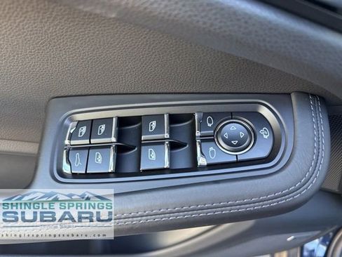 Used 2022 Porsche Macan AWD/4WD image 32
