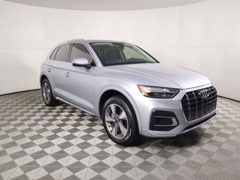 Used 2022 Audi Q5 2.0T Premium Plus w/ Premium Plus Package image 3