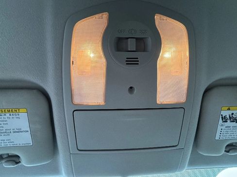 Used 2012 Toyota Prius Three image 26