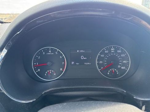 Used 2021 Kia Seltos EX image 12