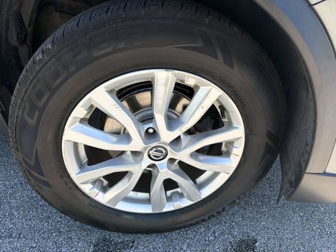 Used 2019 Nissan Rogue S w/ Special Edition Package AWD/4WD image 19