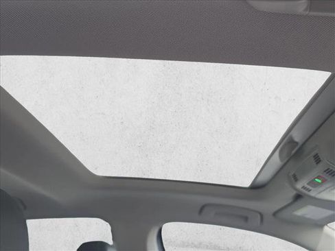 Used 2024 Volkswagen Jetta SE image 21