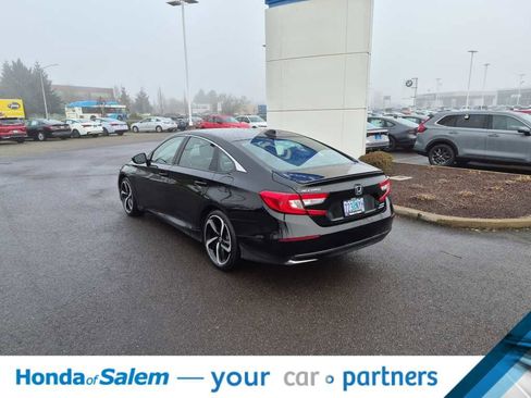 Used 2022 Honda Accord Sport image 2