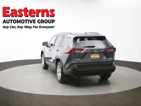 Used 2021 Toyota RAV4 LE image 65