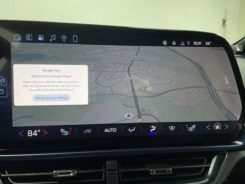 New 2026 Chevrolet Equinox EV LT image 18