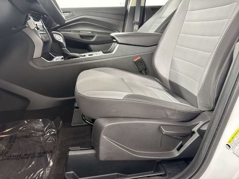 Used 2017 Ford Escape S FWD image 21