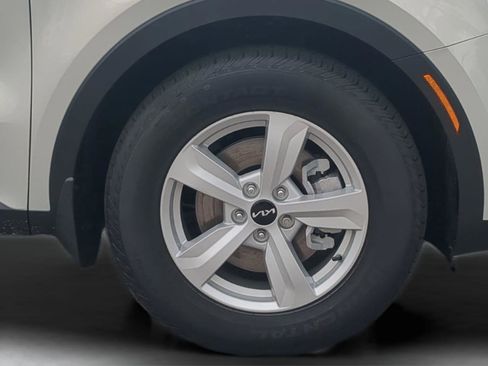 New 2026 Kia Sorento LX image 24