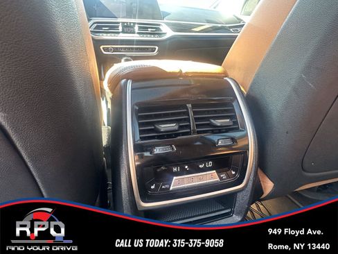 Used 2020 BMW X7 xDrive40i w/ Luxury Seating Package AWD/4WD image 25