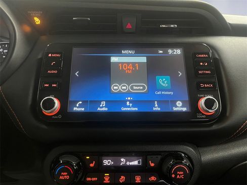 Used 2023 Nissan Kicks SR w/ SR Premium Package image 11