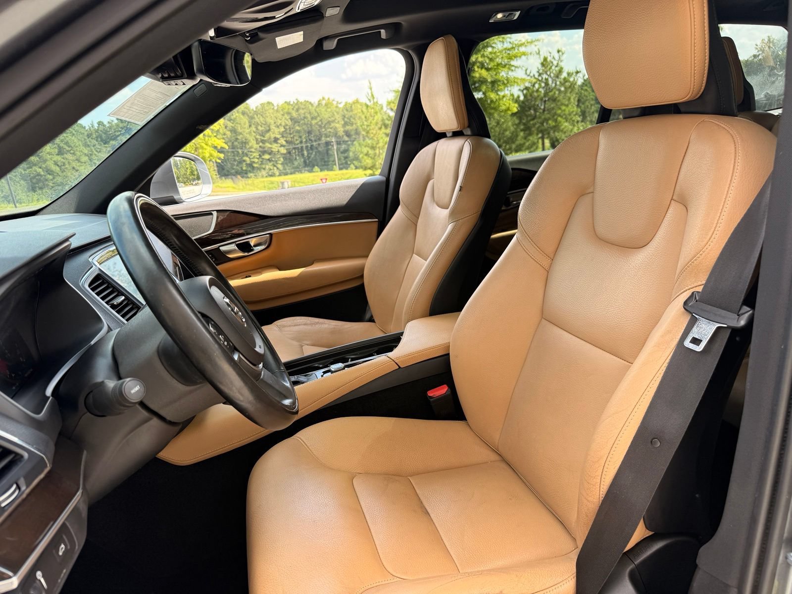 Used 2019 Volvo XC90 T6 Momentum w/ Advanced Package AWD/4WD image 36
