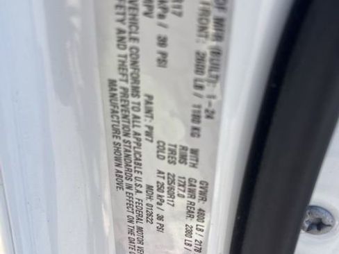 Used 2024 Jeep Compass Latitude image 28