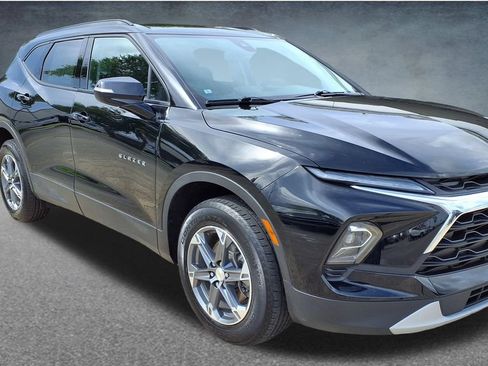 Used 2024 Chevrolet Blazer LT w/ LPO, Floor Liner Package FWD image 23