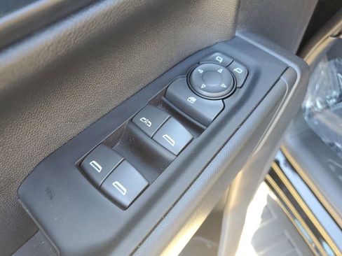 Used 2022 Chevrolet Silverado 1500 Custom w/ LPO, Dark Essentials Package image 21