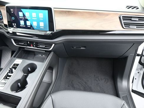 New 2026 Volkswagen Atlas SE AWD/4WD image 43