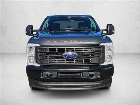 Certified 2025 Ford F250 XL AWD/4WD image 2
