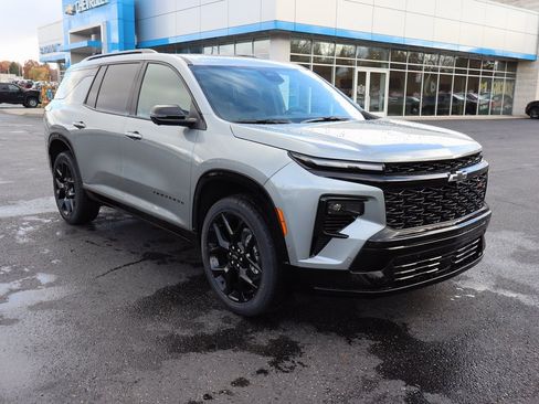 New 2026 Chevrolet Traverse RS image 2