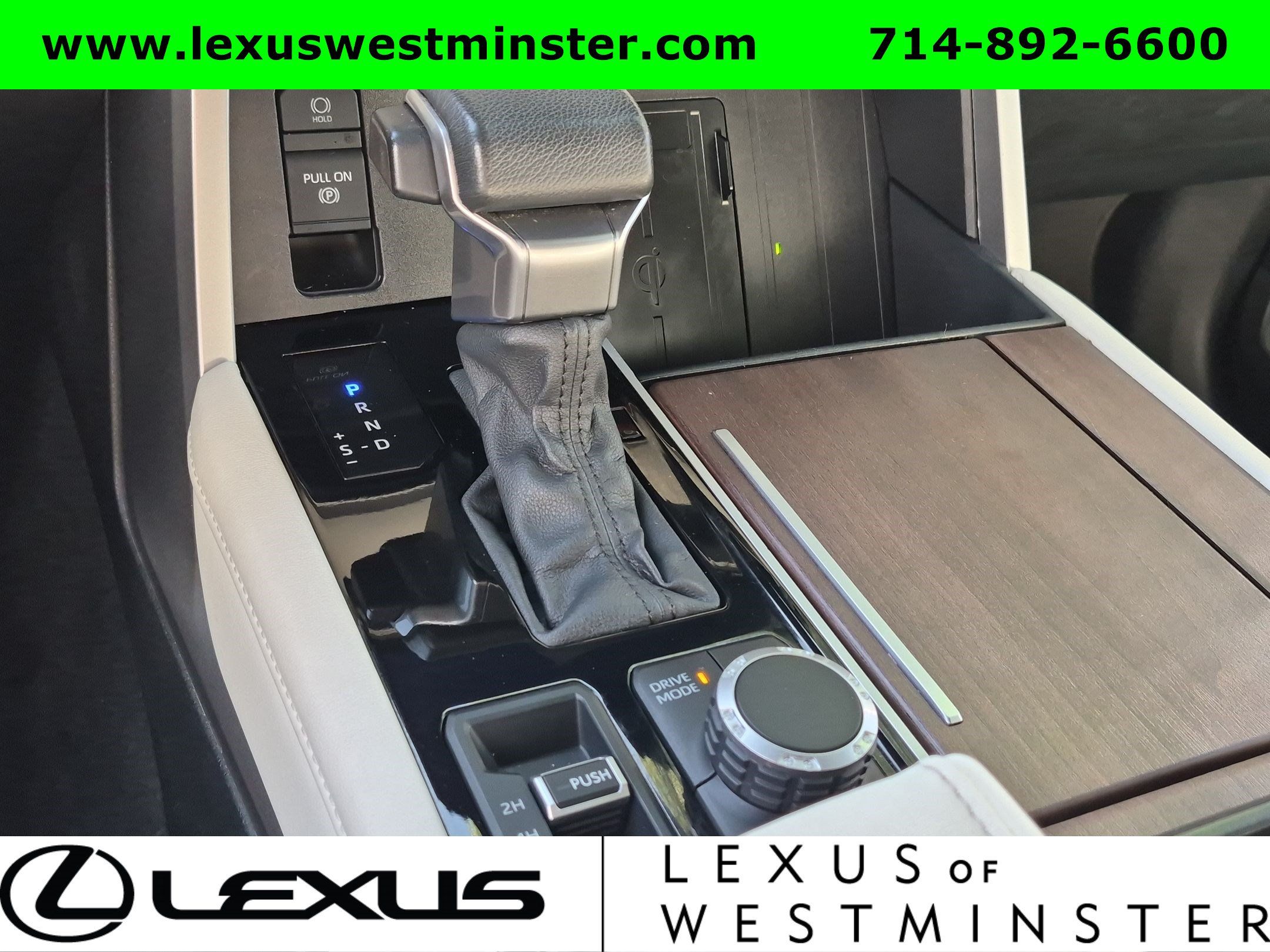 Used 2023 Toyota Sequoia Capstone AWD/4WD image 22