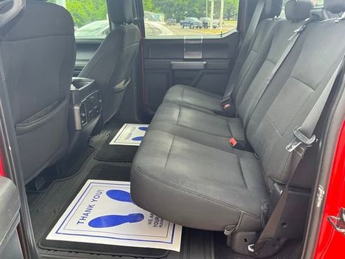 Used 2019 Ford F150 XLT w/ Equipment Group 302A Luxury AWD/4WD image 11