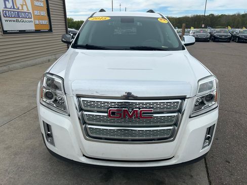 Used 2015 GMC Terrain SLE w/ Chrome Edition FWD image 2