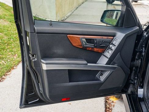 Used 2012 Mercedes-Benz GLK 350 4MATIC image 8