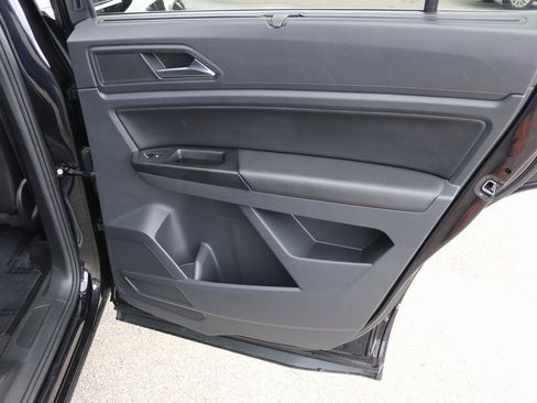 Used 2021 Volkswagen Atlas SEL image 18