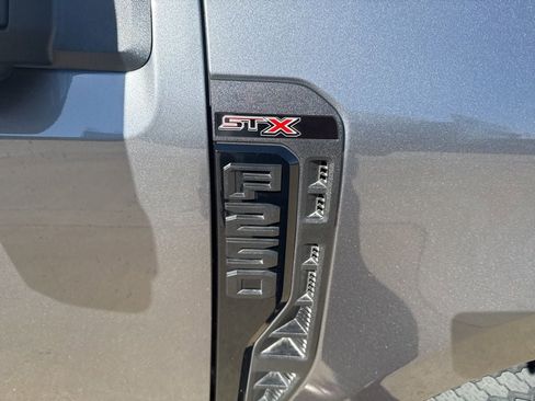 Used 2024 Ford F250 XL w/ STX Appearance Package image 5