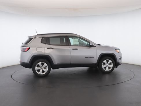 Certified 2019 Jeep Compass Latitude w/ Popular Equipment Group image 27
