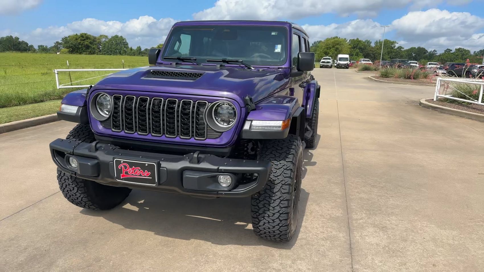 Used 2026 Jeep Wrangler Unlimited Rubicon AWD/4WD image 3