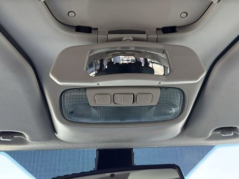 Used 2022 Ford Transit Connect XLT FWD image 25