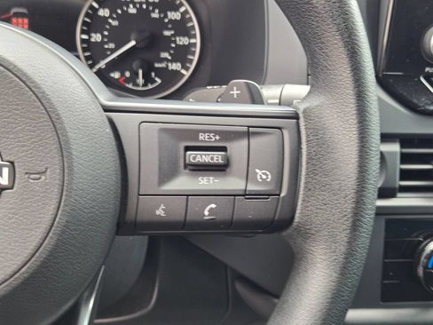 Used 2023 Nissan Pathfinder S FWD image 26