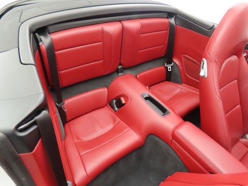 Used 2019 Porsche 911 Carrera S image 21