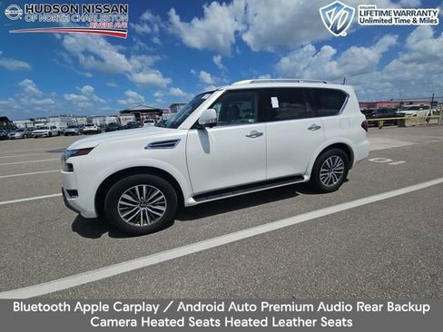 Used 2024 Nissan Armada SL image 1