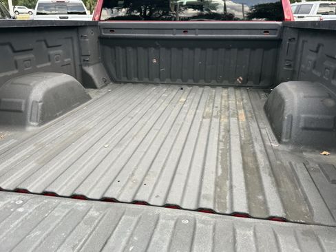 Used 2021 GMC Sierra 1500 Elevation RWD image 30