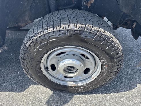 Used 2019 Ford F250 XL w/ Power Equipment Group AWD/4WD image 24