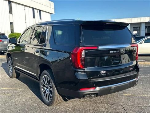 New 2026 GMC Yukon Denali w/ Denali Reserve Package AWD/4WD image 8