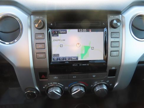 Used 2018 Toyota Tundra SR5 image 24