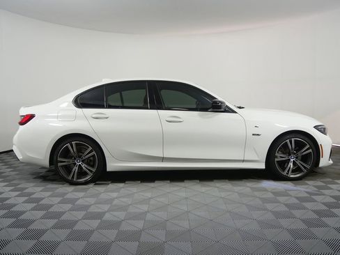 Used 2022 BMW 330e w/ M Sport Package RWD image 2