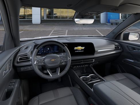 New 2026 Chevrolet Traverse High Country w/ LPO, Floor Liner Package image 16