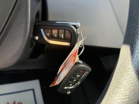 Used 2023 Toyota Corolla LE FWD image 30