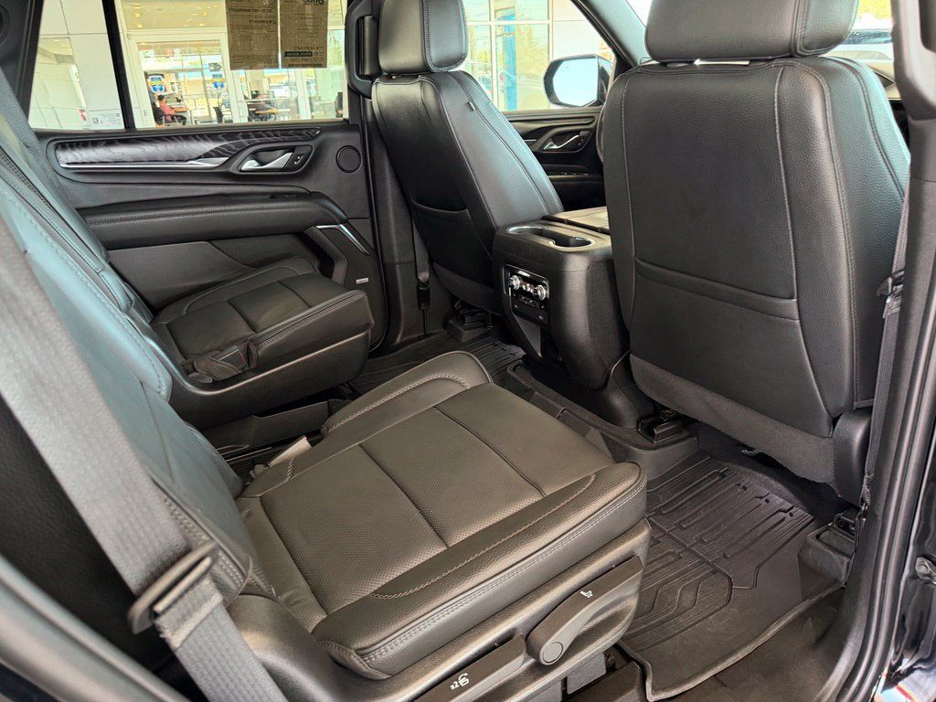 Used 2023 GMC Yukon Denali AWD/4WD image 19